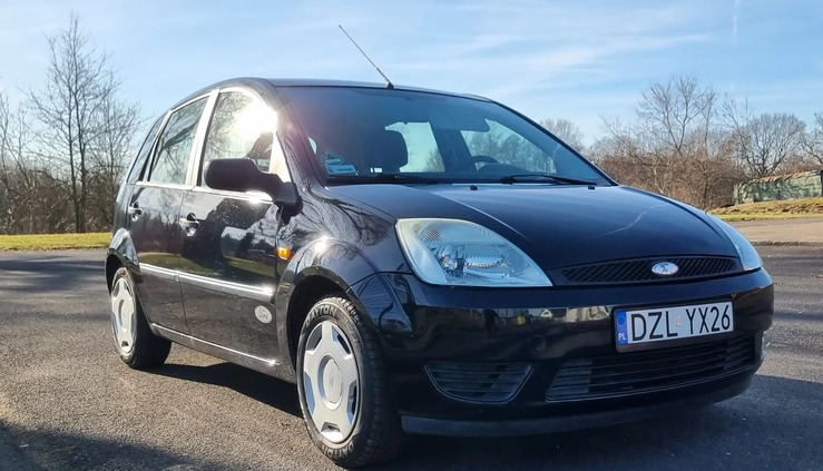 Ford Fiesta cena 5800 przebieg: 205700, rok produkcji 2005 z Bolesławiec małe 172